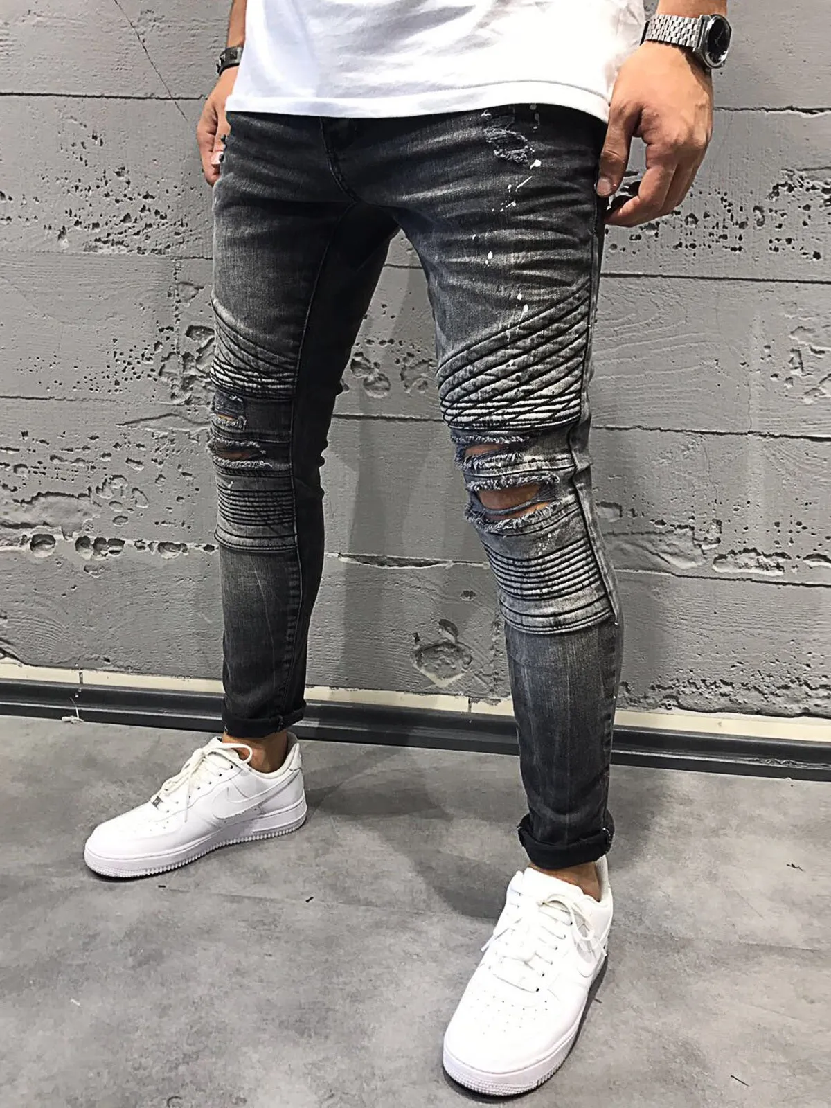 2Y Men Skinny Fit Ripped Destroyed Paint Short Jeans - Washed Black