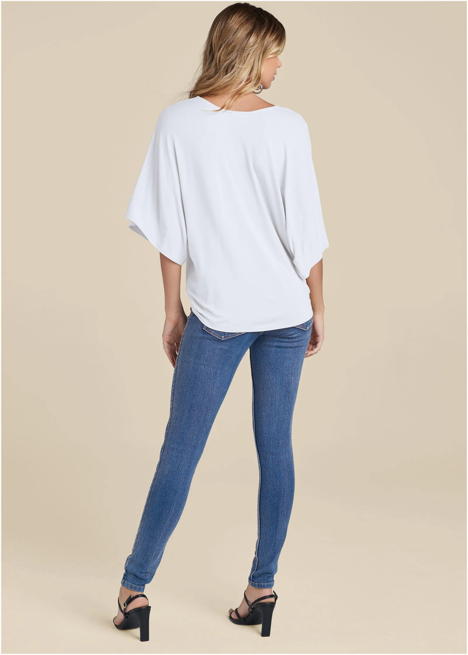 Knot Twist V-Neck Tee - White
