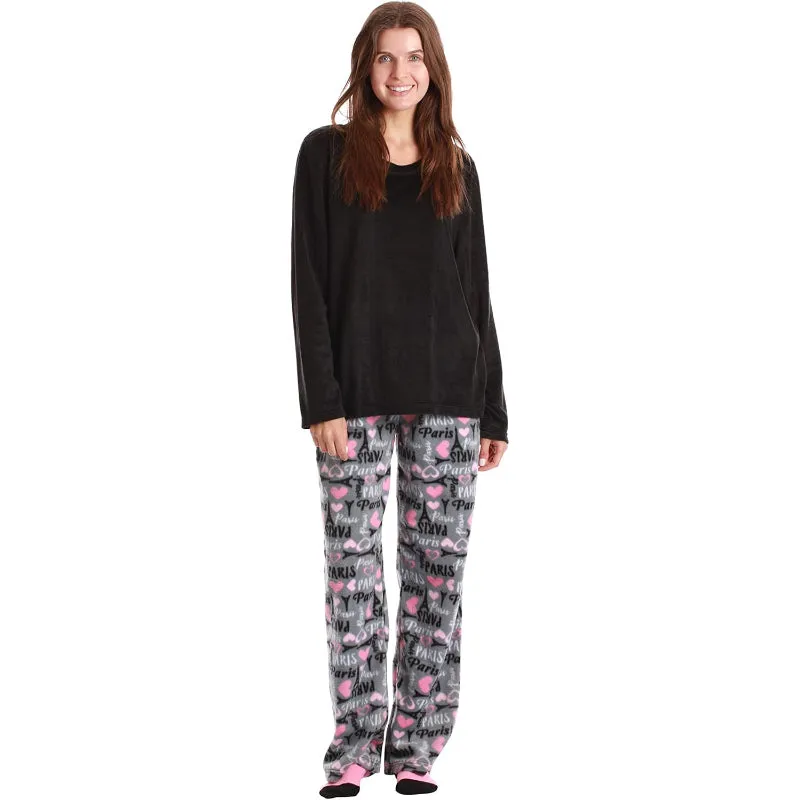 Printed Pajama Set With Coordinated Socks