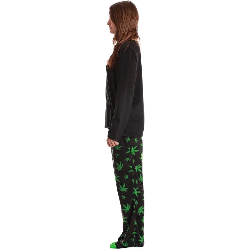 Printed Pajama Set With Coordinated Socks
