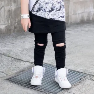 Ripped black jeans