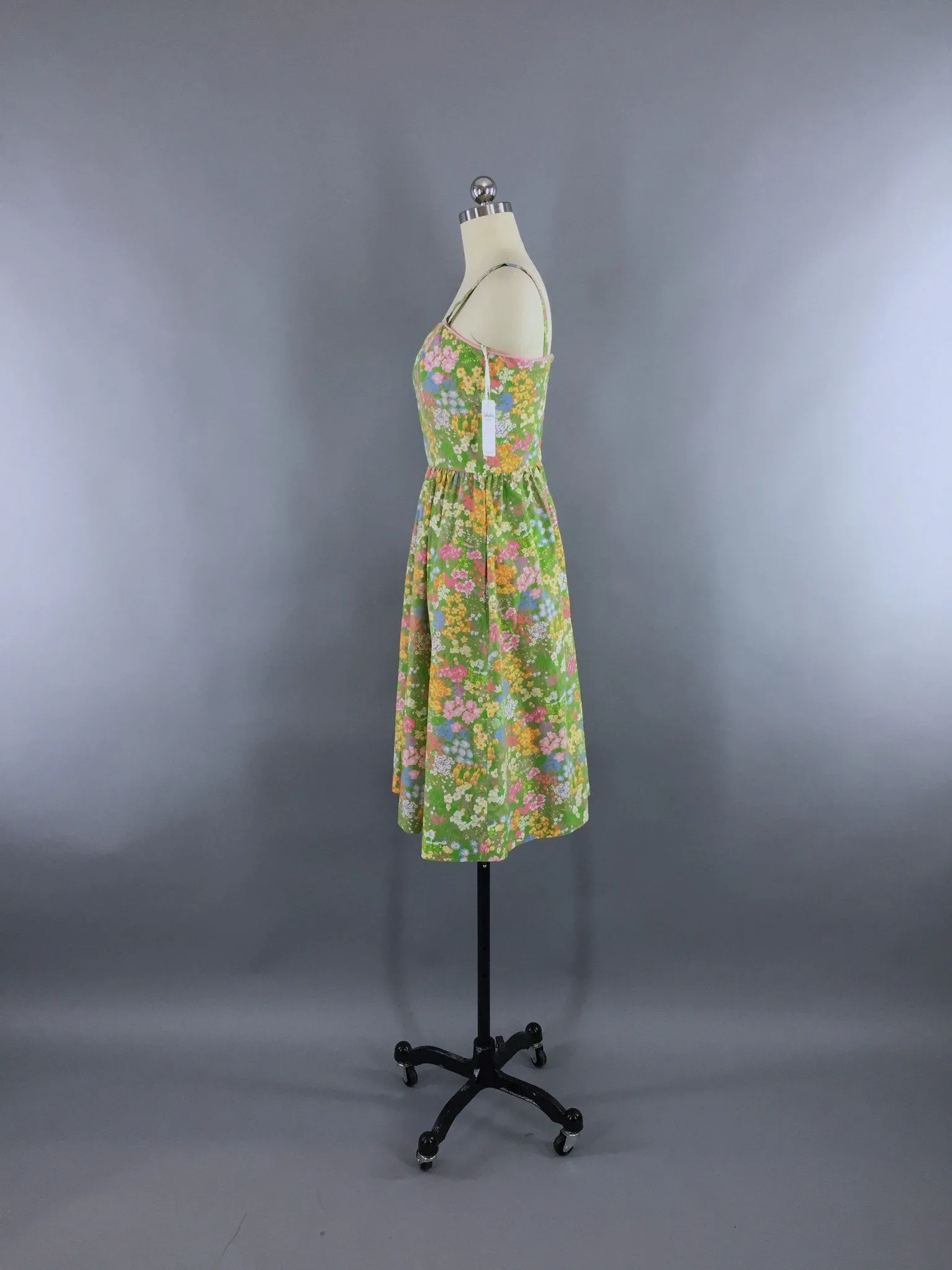 Vintage 1960s Sundress / Green Floral Print